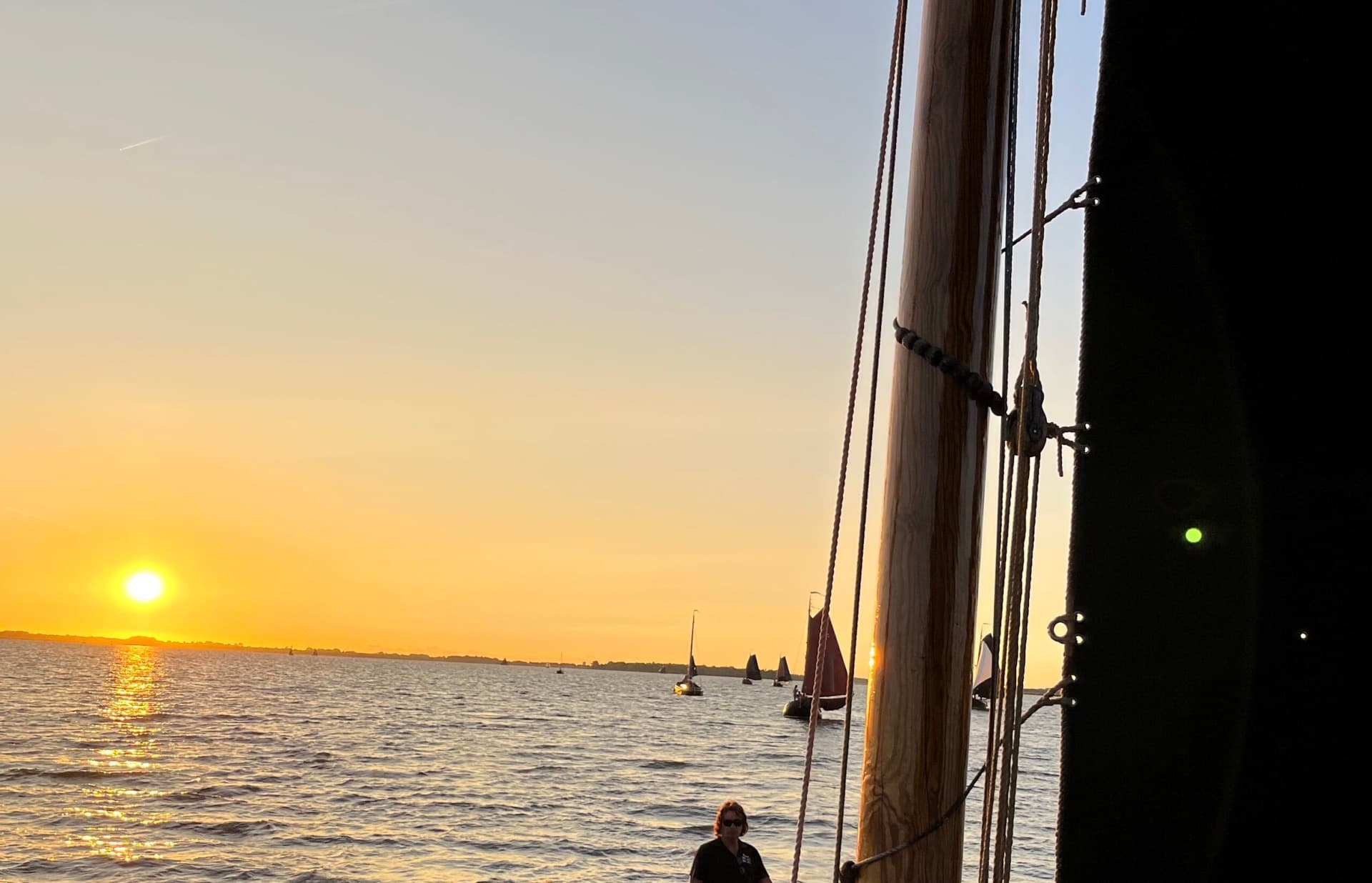 Zonsondergang op het water